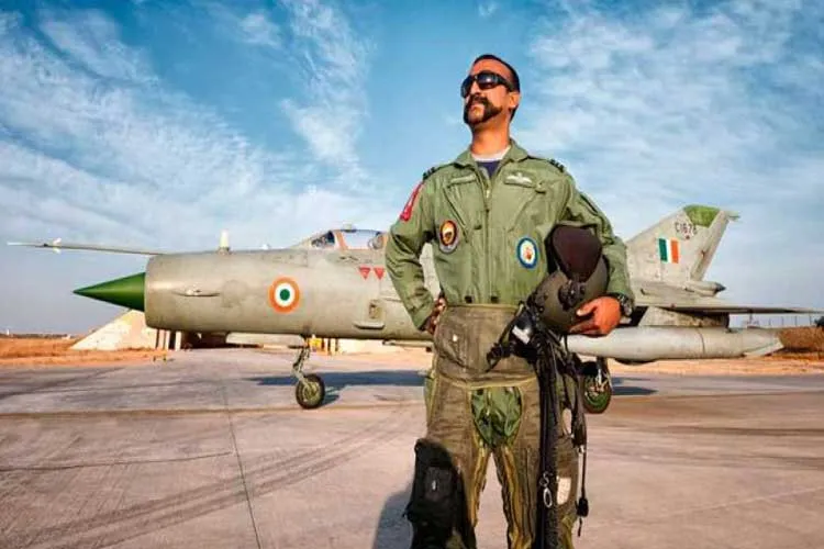 IAF's Abhinandan Varthaman starts flying MiG 21- India TV Hindi