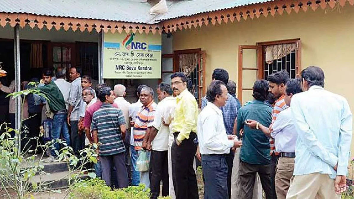 कल आएगी NRC की अंतिम सूची, सोनोवाल ने कहा-सरकार गरीबों को मुहैया कराएगी कानूनी सहायता- India TV Hindi