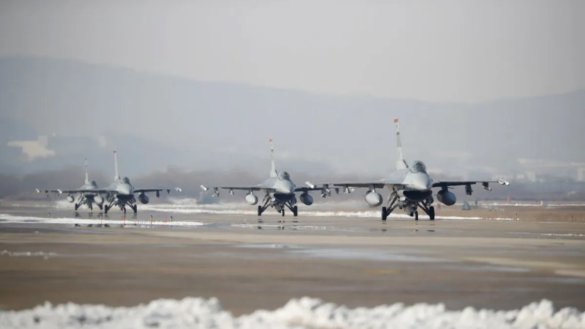 अमेरिका ताइवान को देगा 66 एफ-16 युद्धक विमान, चीन ने दिया परिणाम भुगतने की चेतावनी- India TV Hindi