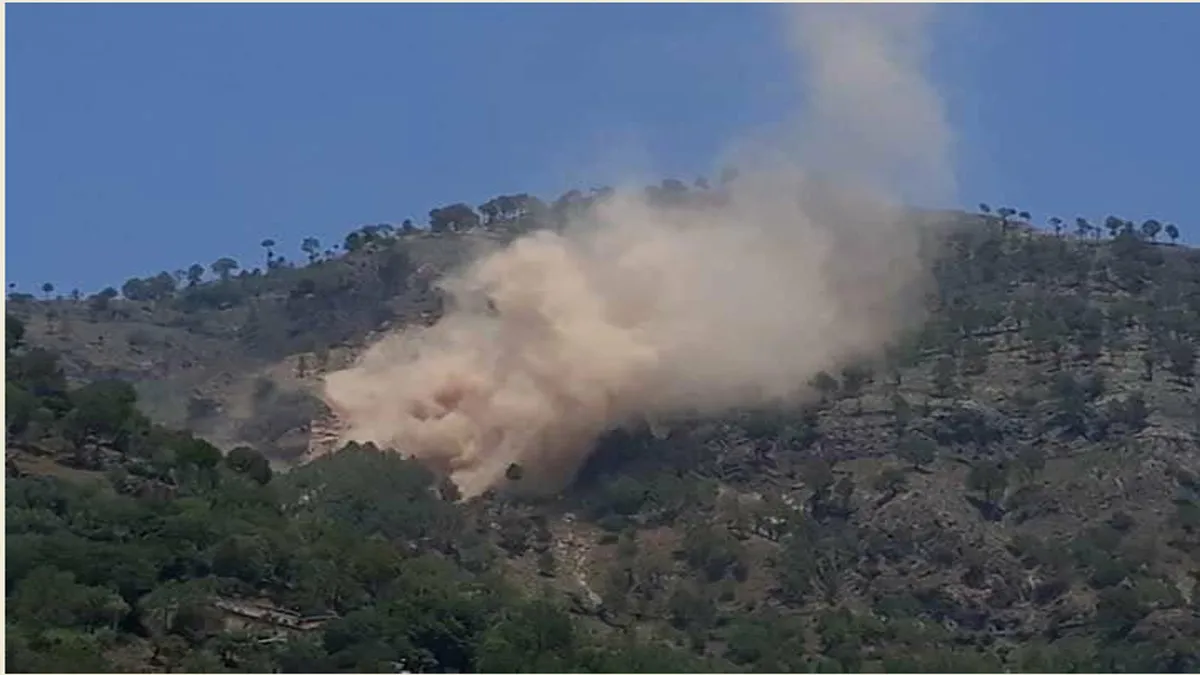 Pakistani post opposite the RAJOURI sector (J&K) has been hit in action by Indian Army- India TV Hindi