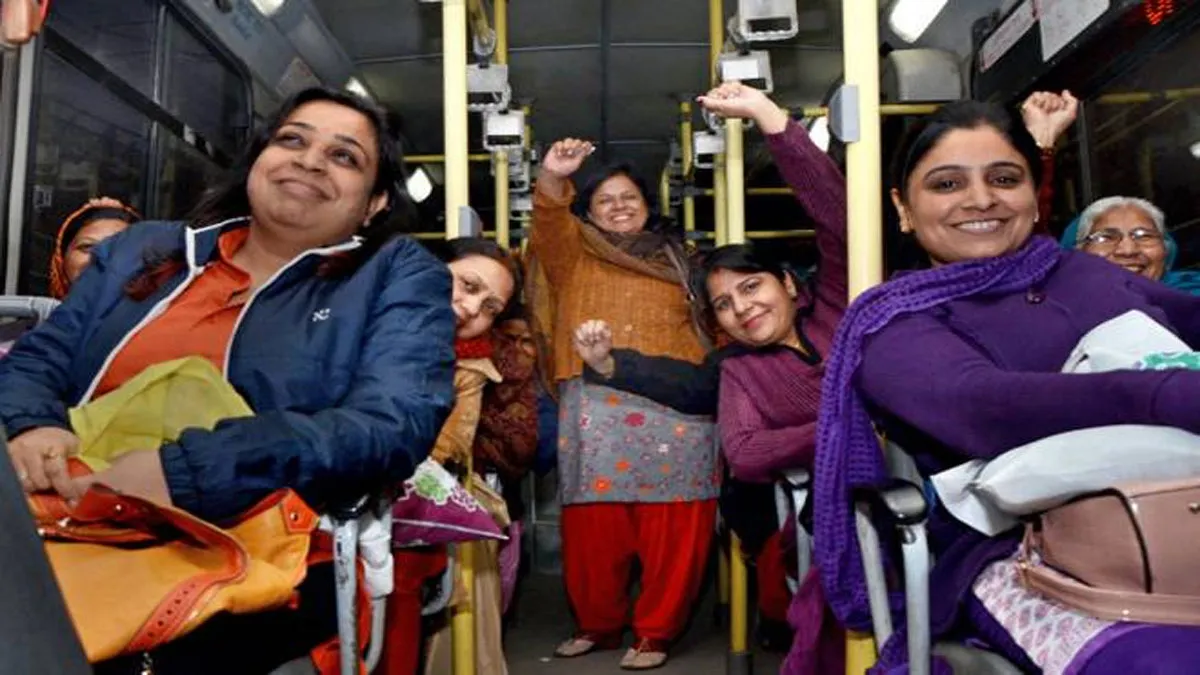DTC buses- India TV Hindi