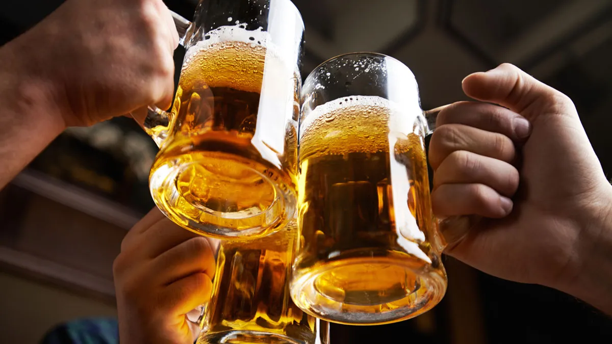 75 per cent youths consume alcohol before turning 21: Survey- India TV Hindi