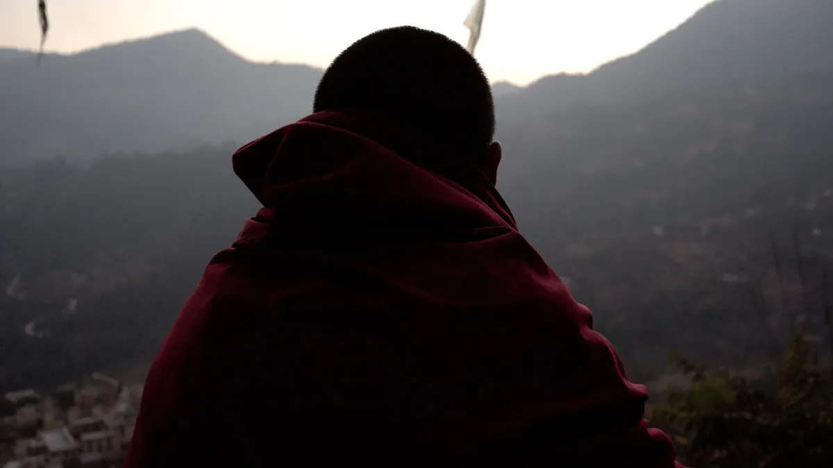 महिला के साथ छेड़छाड़ के जुर्म में बौद्ध भिक्षु को पांच माह की कैद- India TV Hindi