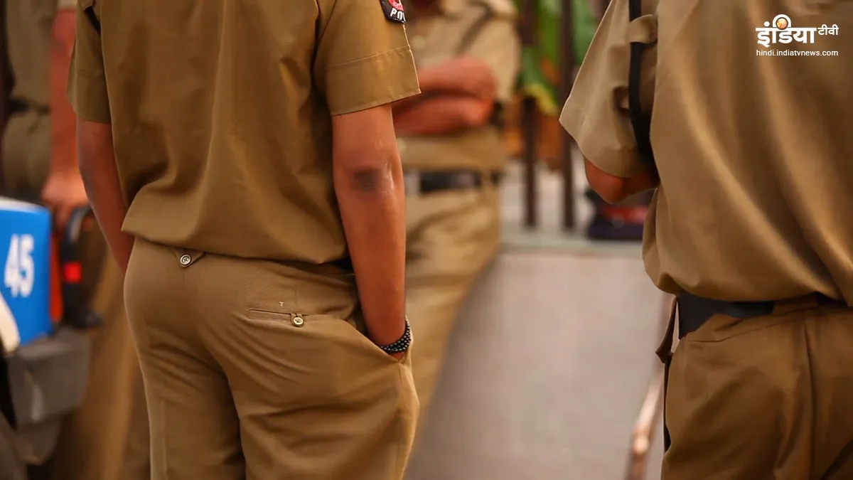 Police Raid- India TV Hindi