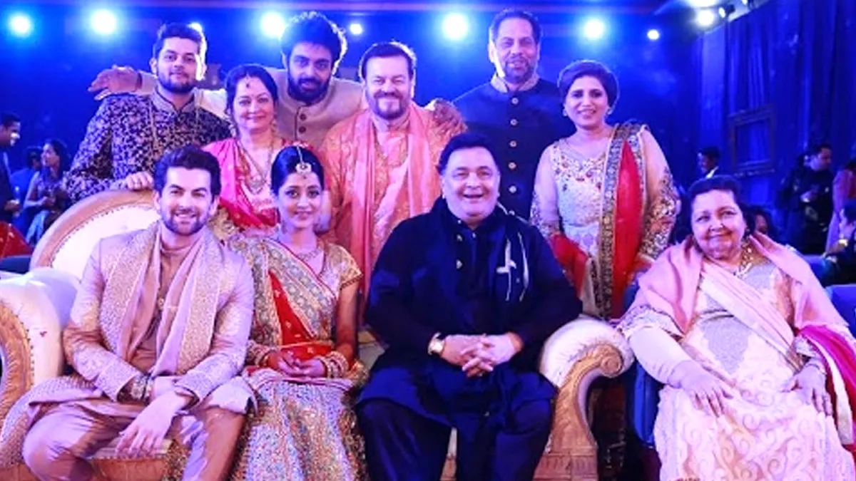 नील नितिन मुकेश की शादी में पूरे परिवार के साथ ऋषि कपूर- India TV Hindi