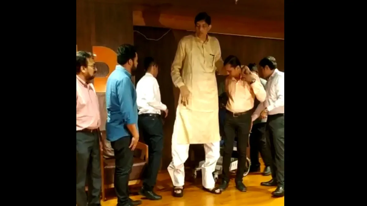 Tallest Man of India Dharmendra Pratap Singh- India TV Hindi