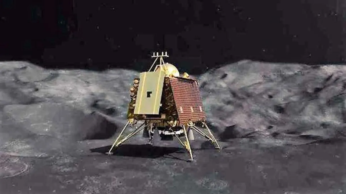 NASA captures images of Chandrayaan-2's Moon landing site- India TV Hindi