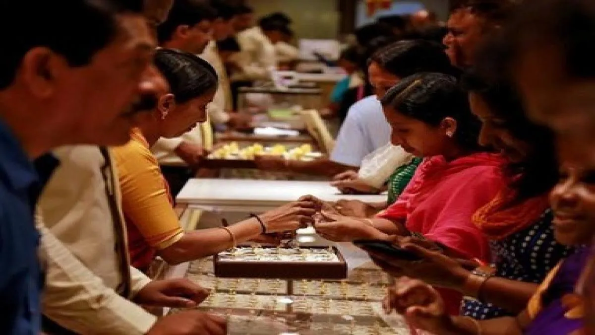 Jewellery industry stares at a dark Diwali- India TV Paisa