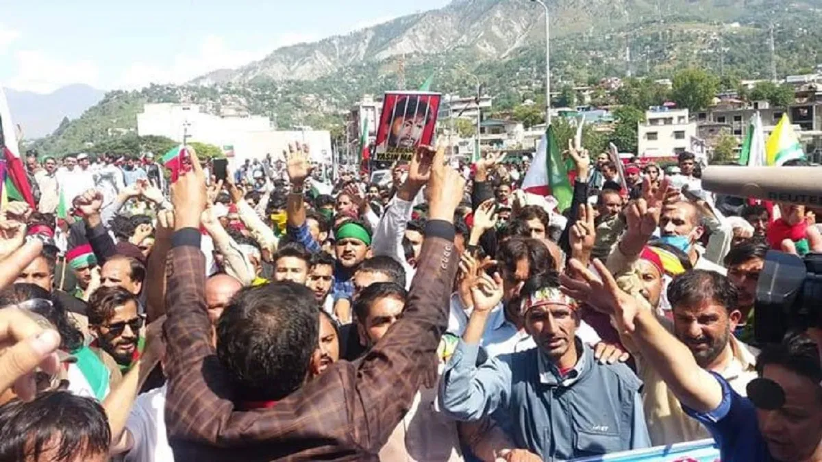 JKLF marchers head towards LoC to protest abrogation of Article 370- India TV Hindi