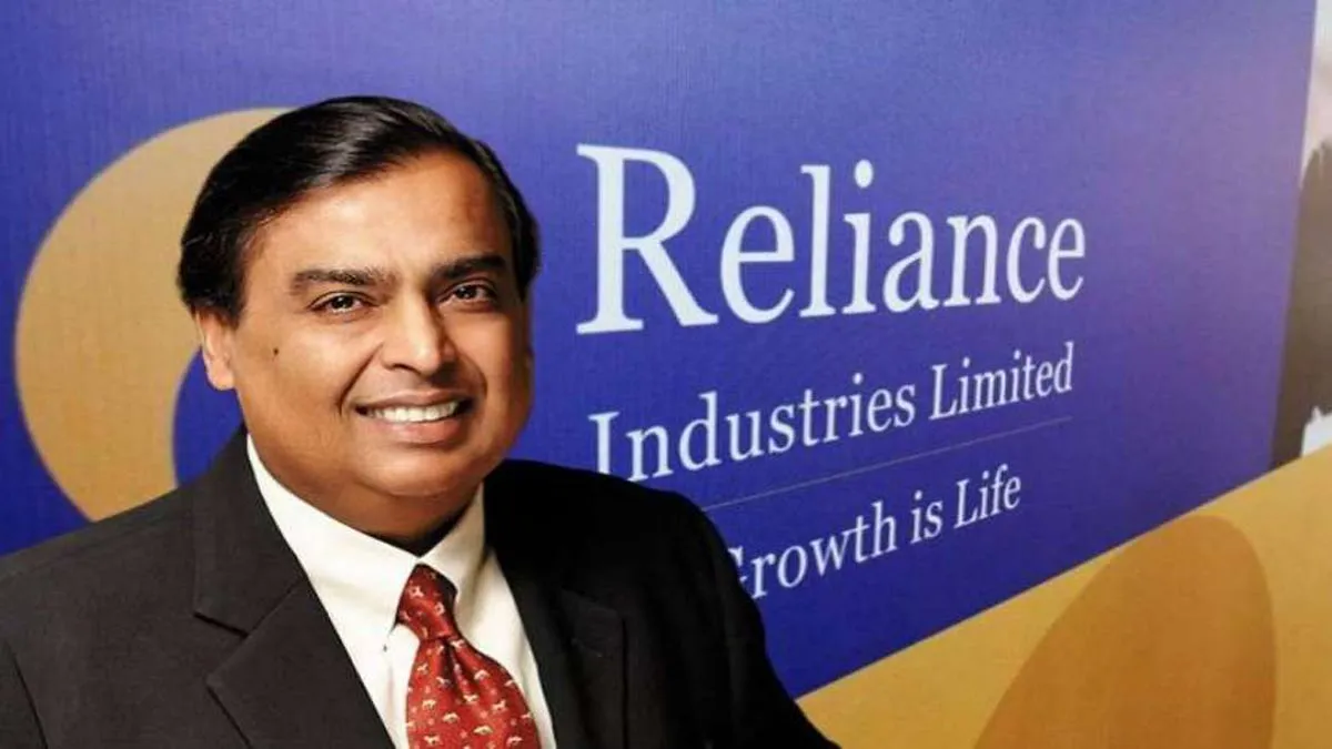 RIL hits RS 9 trillion market cap, a first for an Indian company- India TV Paisa