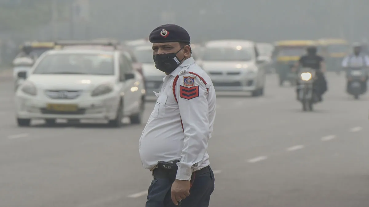 Delhi govt issues health advisory for rising air pollution- India TV Hindi