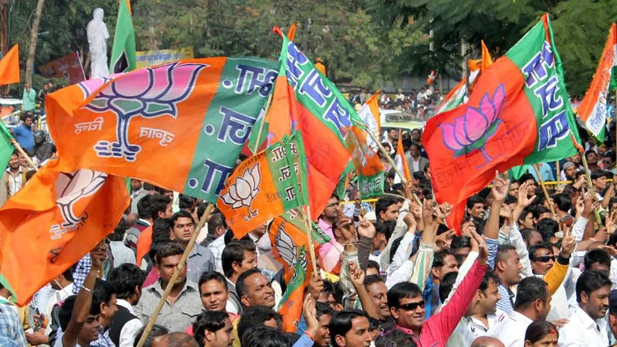 झारखंड चुनाव: पहले चरण में भाजपा का सीटें बचाना चुनौती, 'अपने' दे रहे कड़ी टक्कर- India TV Hindi