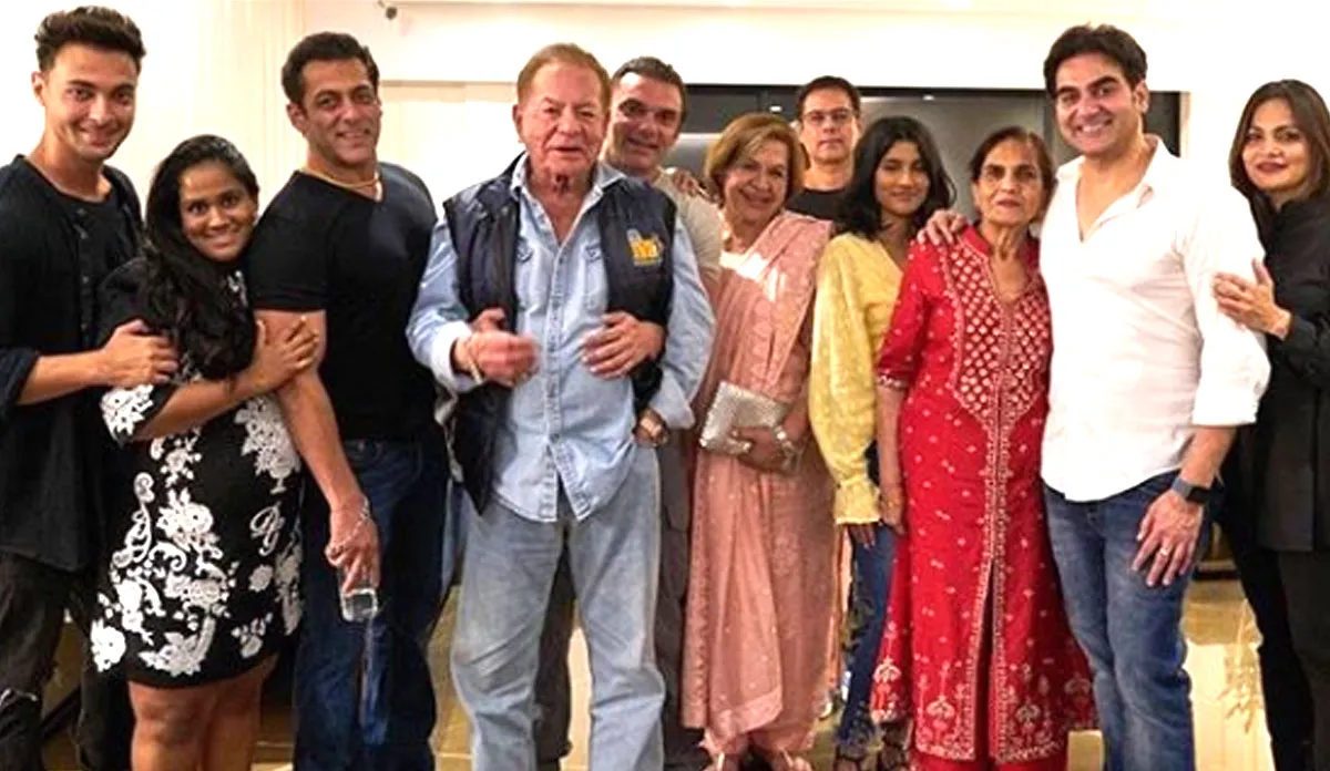 Salman Khan with Family- India TV Hindi