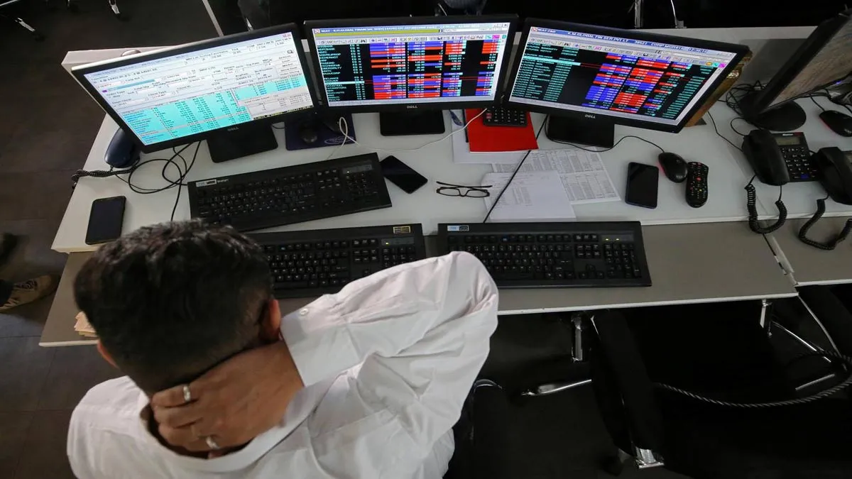 Sensex ends 71 pts lower; FMCG, energy stocks crack- India TV Paisa