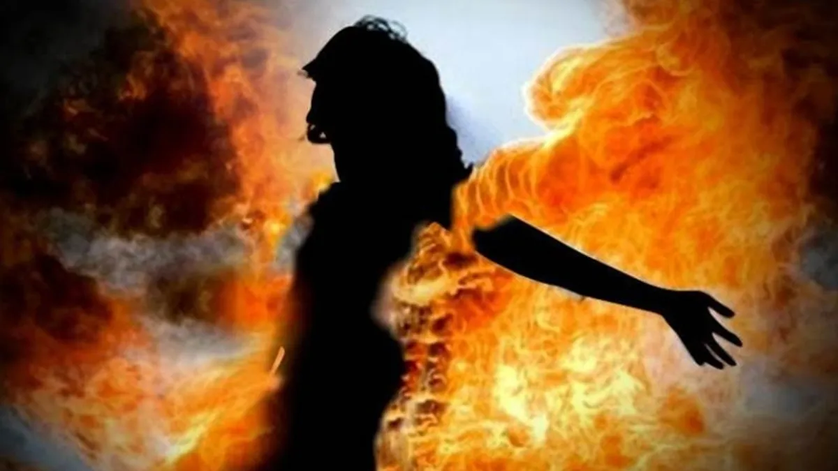 उन्नाव में रेप पीड़ित महिला को ज़िंदा जलाया, जमानत पर थे आरोपी- India TV Hindi