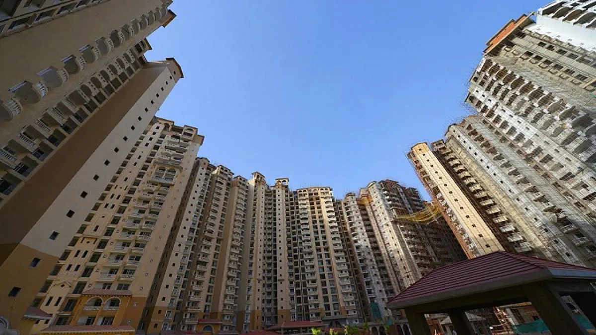Housing sales across 9 major cities drop 30 pc in Q3- India TV Paisa