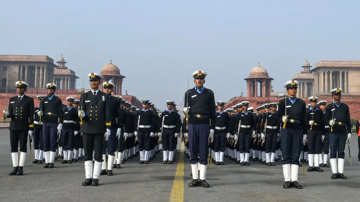 Indian Navy personnel rehearse for the Republic Day parade...- India TV Hindi