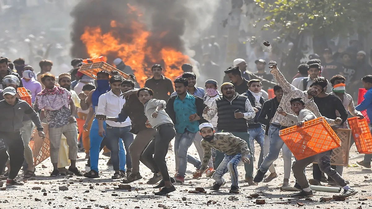 National Delhi Violence Capital Remains on Edge Fresh Clashes Anti caa, संशोधित नागरिकता कानून (सीएए- India TV Hindi