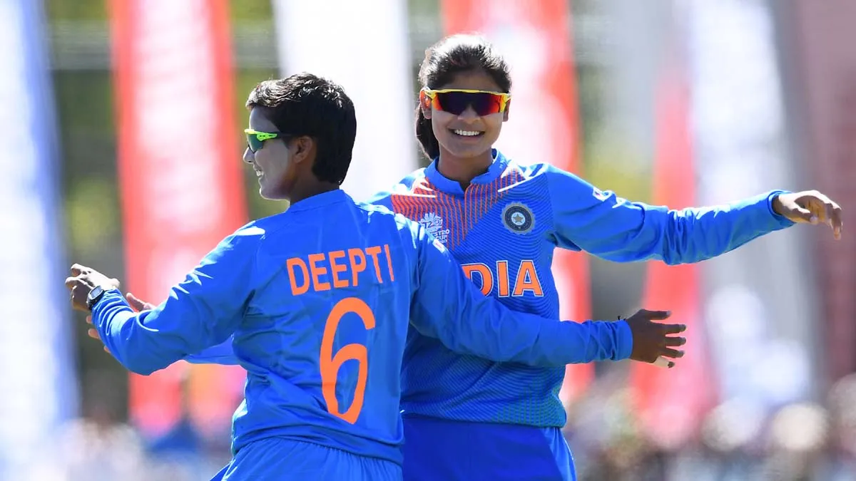 Women's T20 WC: स्पिनर राधा...- India TV Hindi