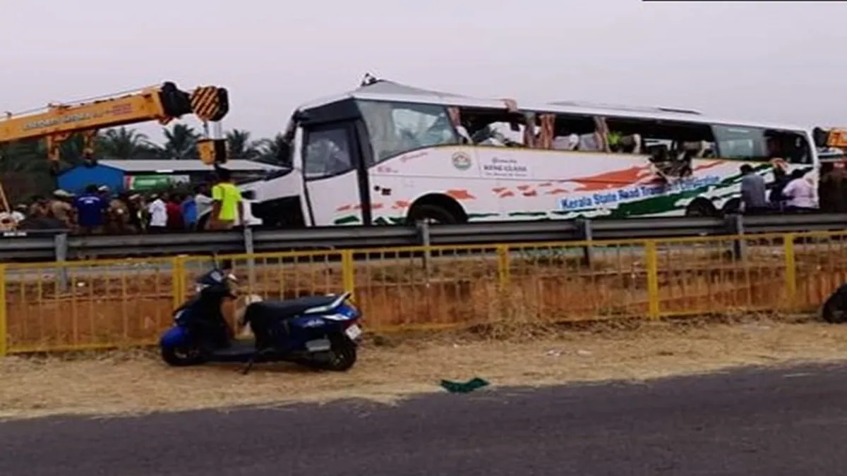 तमिलनाडु में सड़क दुर्घटना में 17 लोगों की मौत, कई घायल- India TV Hindi