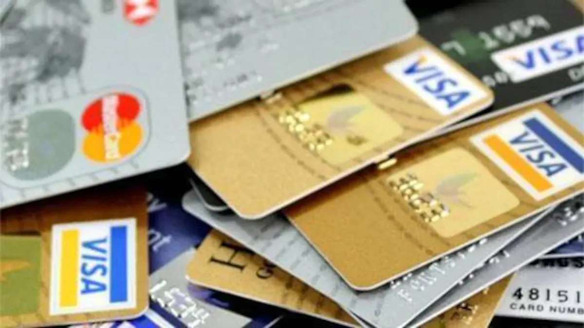 credit card, debit card, contactless transactions, online transactions- India TV Paisa