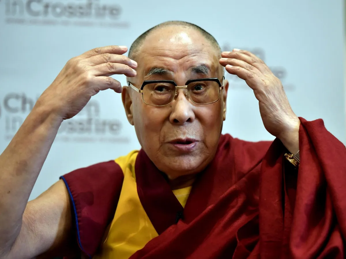 Coronavirus Dalai Lama given 15 lakh rupees in Chief...- India TV Hindi