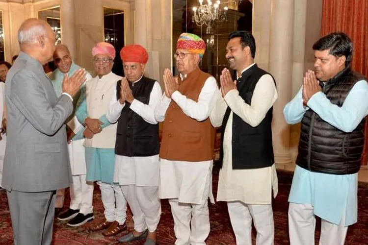 Dushyant Singh met President, Hema Malini, Mary Kom and...- India TV Hindi