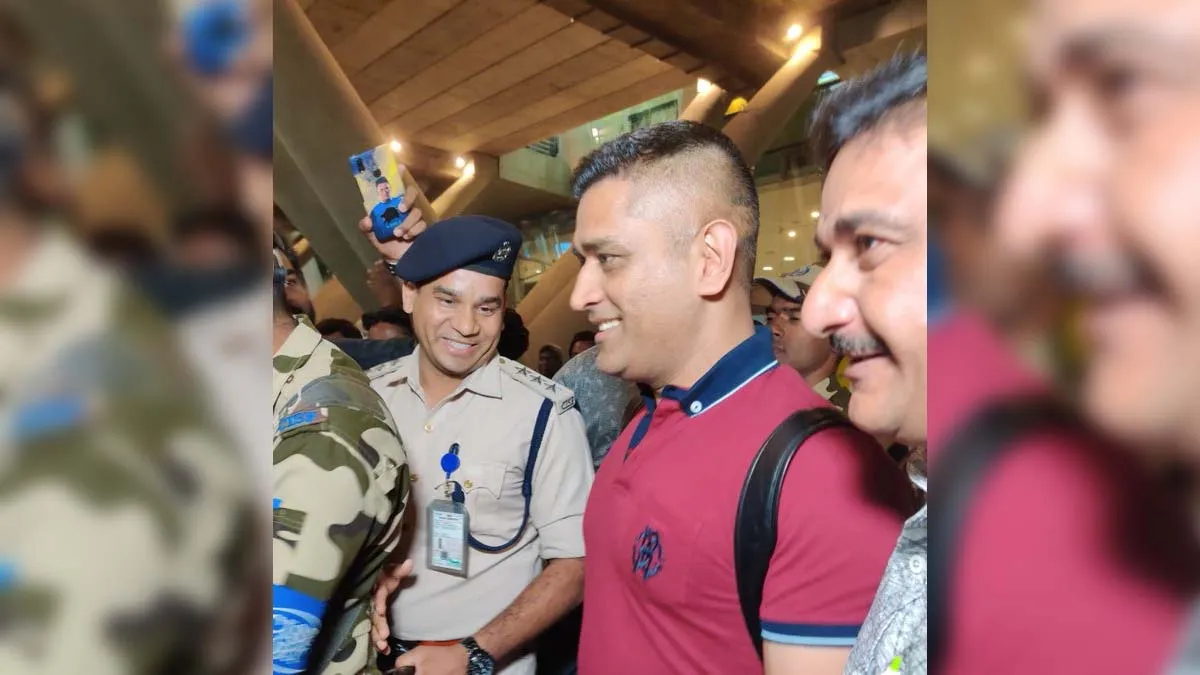 Mahendra Singh Dhoni arrives in Chennai for IPL 2020 preparations, first picture revealed - India TV Hindi