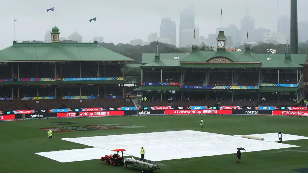 Tony Lewis who gave cricket no DLS rules died at age 78 - India TV Hindi