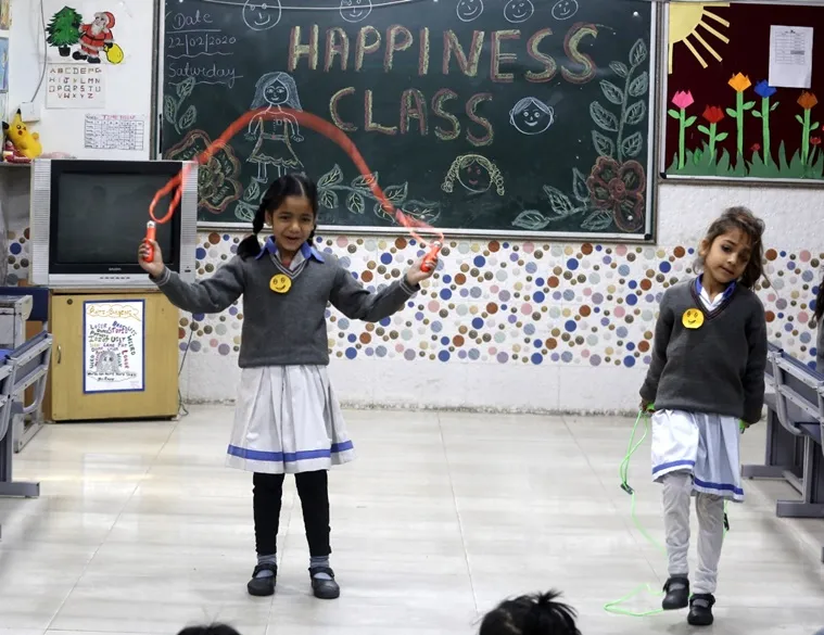 delhi government to start happiness class for students at...- India TV Hindi
