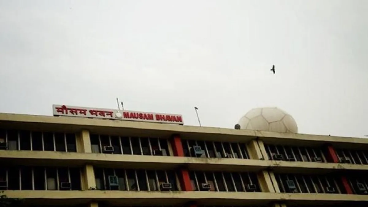 दिल्ली: कोरोना वायरस की चपेट में आया मौसम विभाग का कर्मचारी, मचा हड़कंप- India TV Hindi