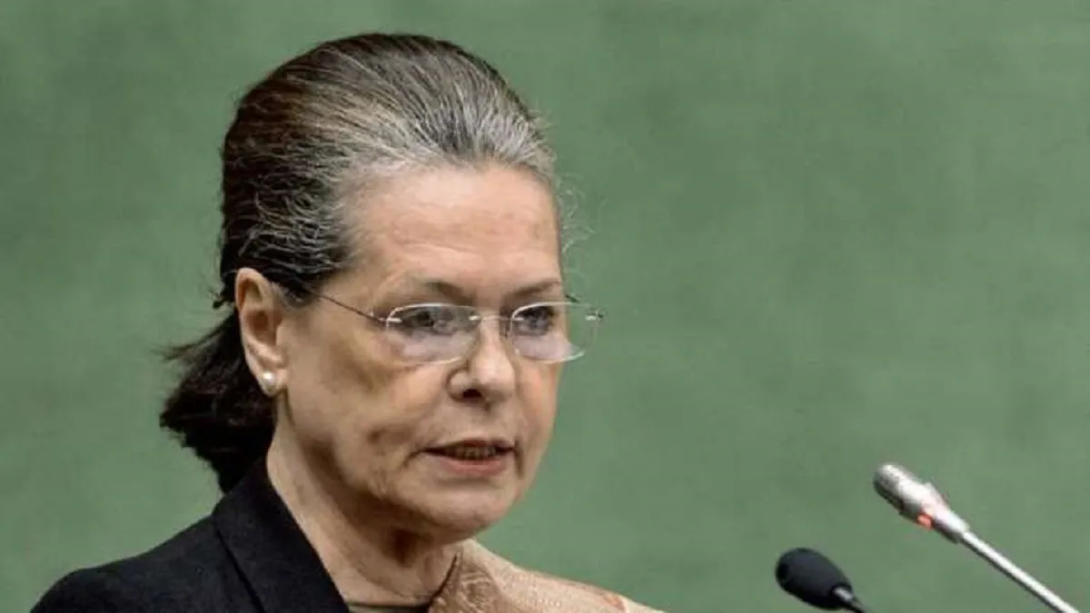 Coronavirus: सोनिया गांधी ने पीएम मोदी को लिखी चिट्ठी- 'किसी को भूखा नहीं रहना पड़े'- India TV Hindi