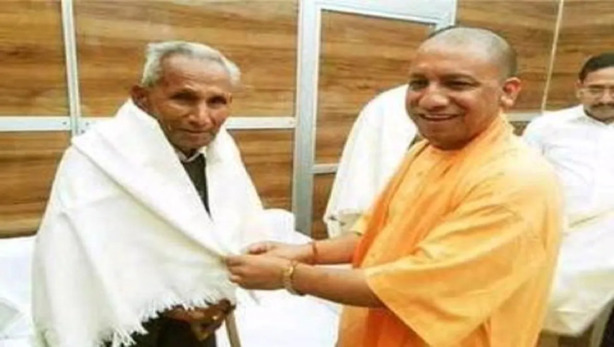 Uttar Pradesh CM yogi adityanath, Anand Singh Bisht, Yogi Adityanath's father, - India TV Hindi