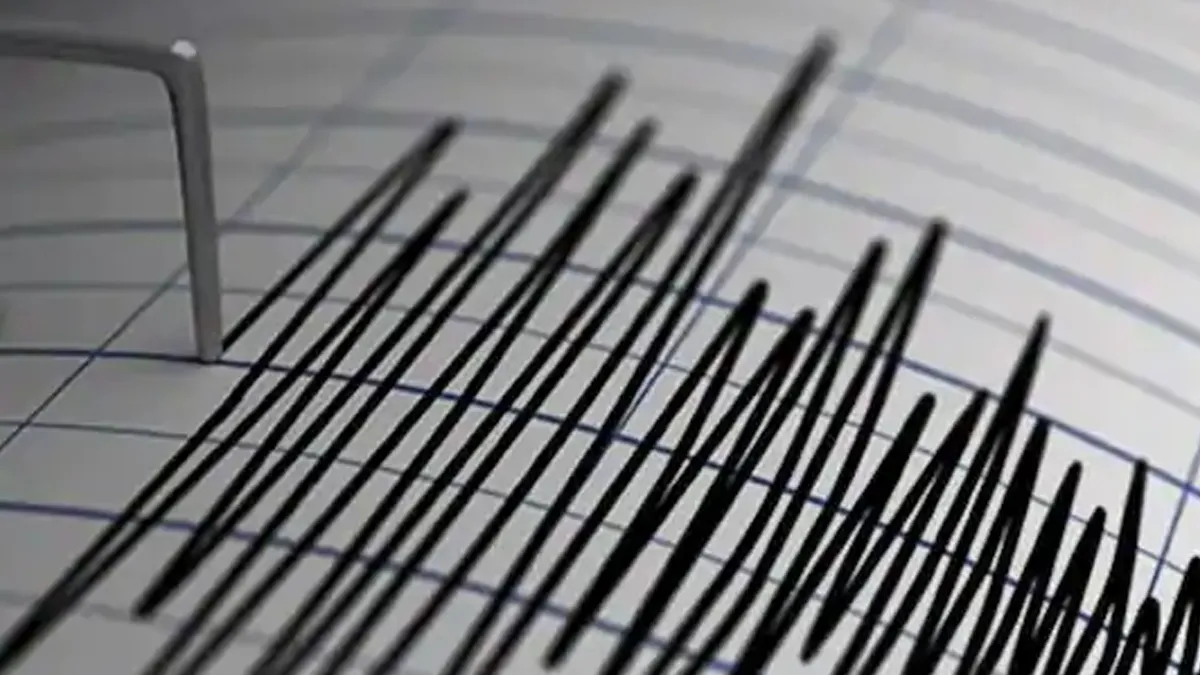 दिल्ली एनसीआर में भूकंप के जोरदार झटके, भूकंप की तीव्रता 4.6 मापी गई, Earthquake in delhi latest upd- India TV Hindi