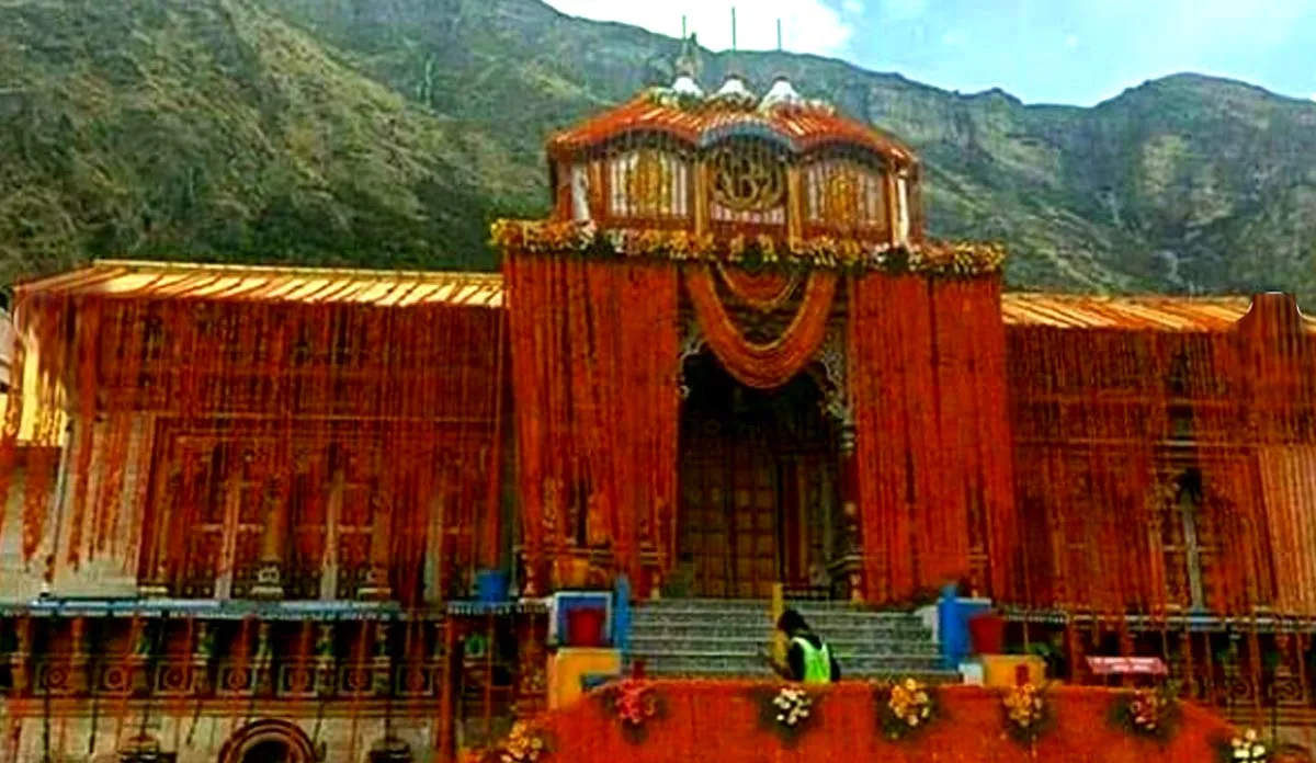 Badrinath Temple kapat - India TV Hindi