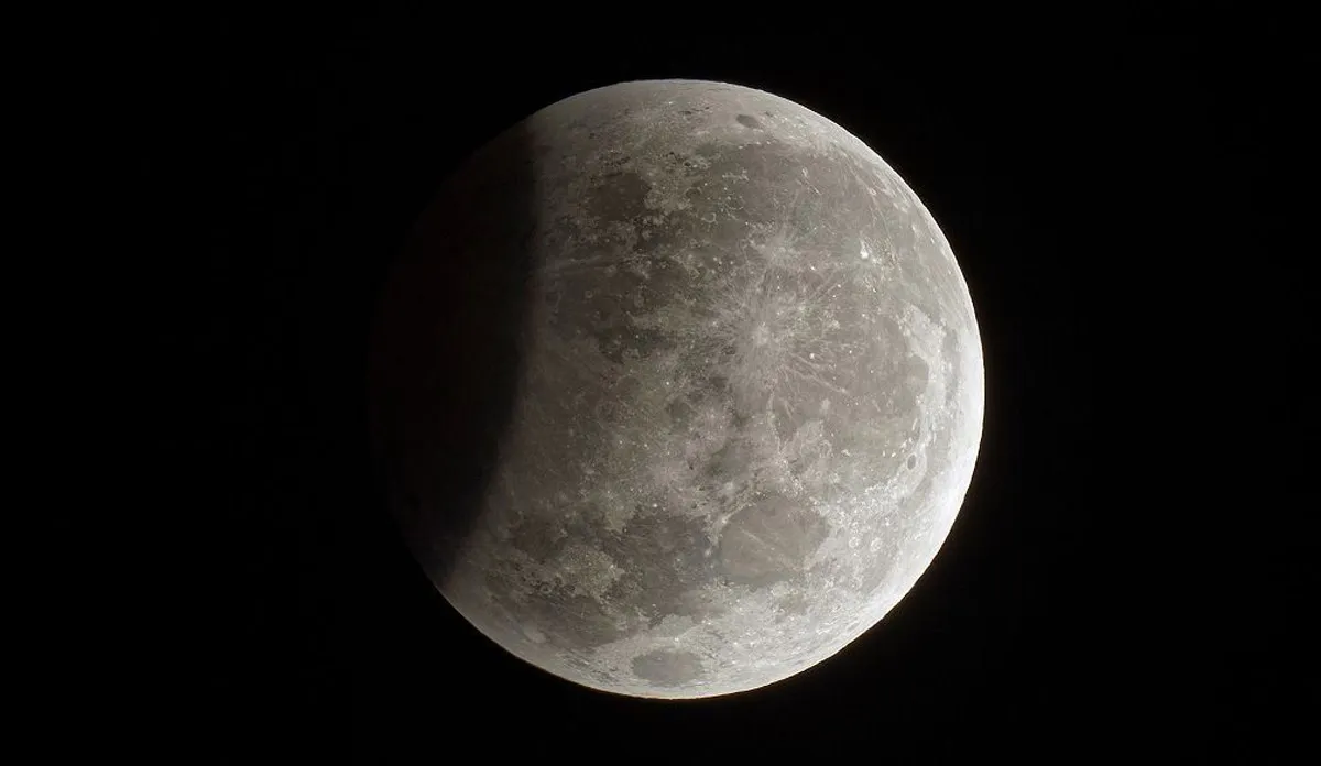 When is lunar eclipse in 2020: साल 2020 का दूसरा चंद्र ग्रहण 5-6 जून को होगा। इस ग्रहण का असर राशि क- India TV Hindi