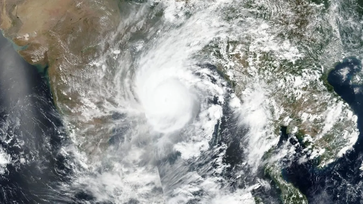 Cyclone Amphan, Cyclone Amphan Bangladesh, Bangladesh, Bangladesh Amphan- India TV Hindi