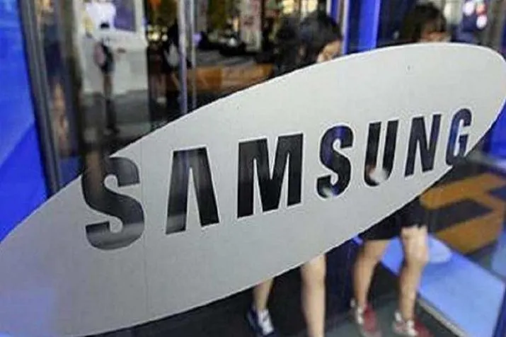 LG, Samsung start pre booking- India TV Paisa