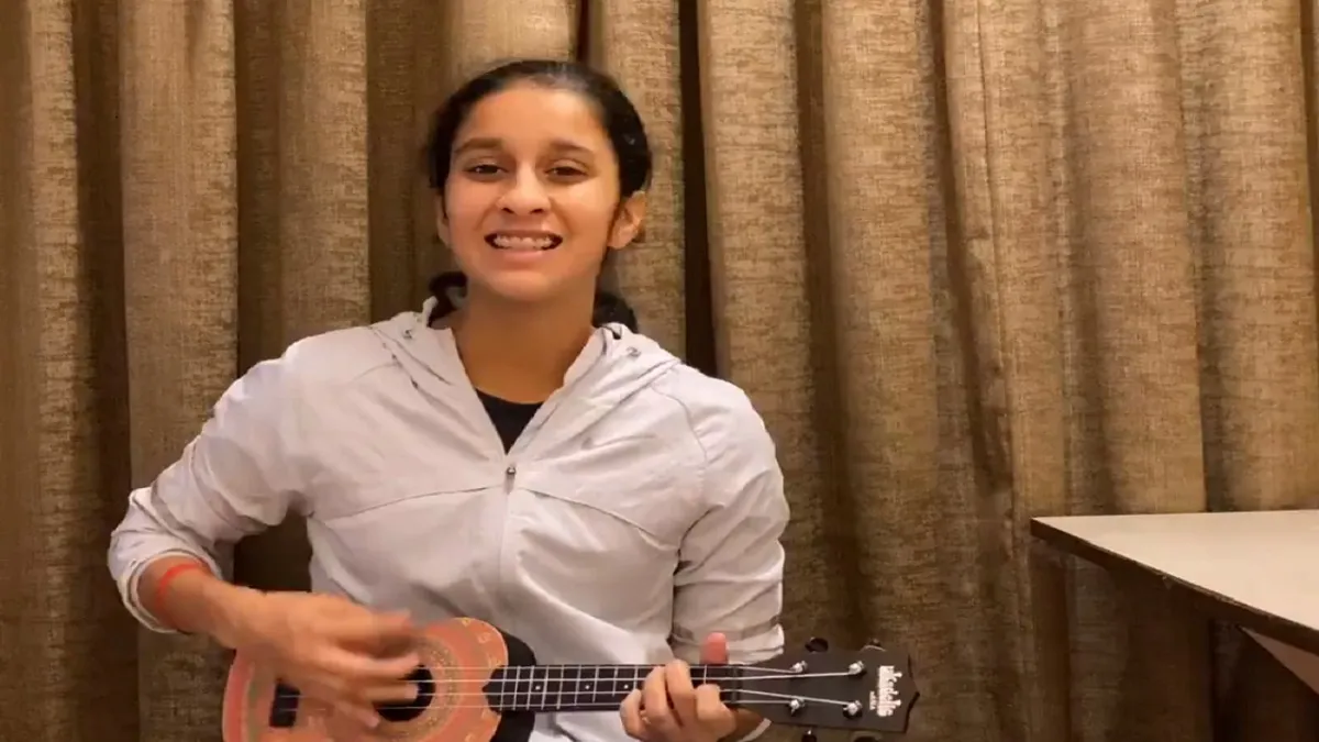 Jemimah Rodrigues sings songs to entertain fans, BCCI shares video- India TV Hindi