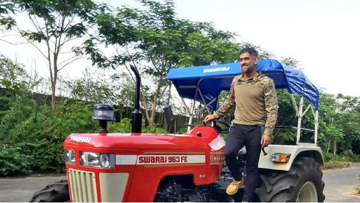 MS Dhoni Latest Video doing organic farming by driving a tractor in his house- India TV Hindi