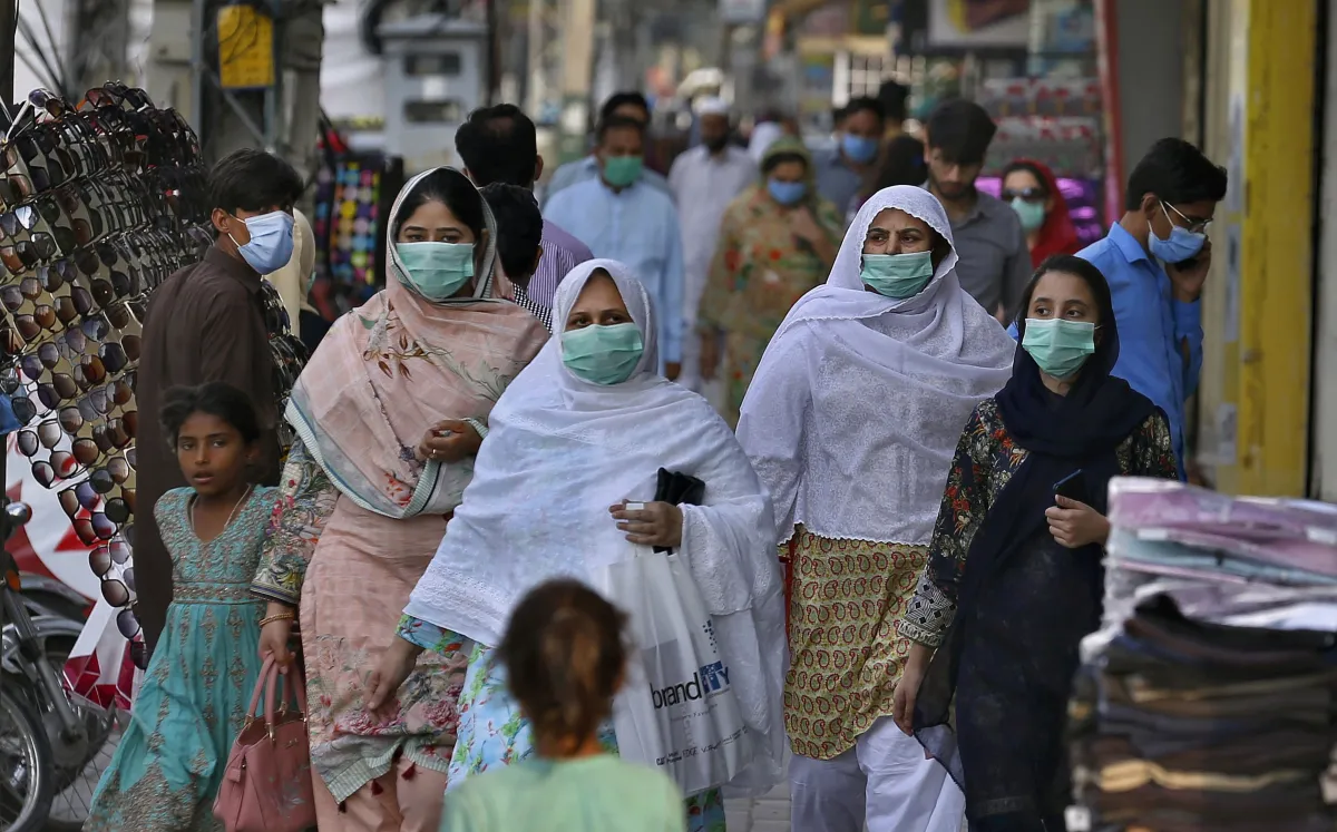 Pakistan registers record 97 COVID-19 deaths in one day, total number of infections approaches 94,00- India TV Hindi