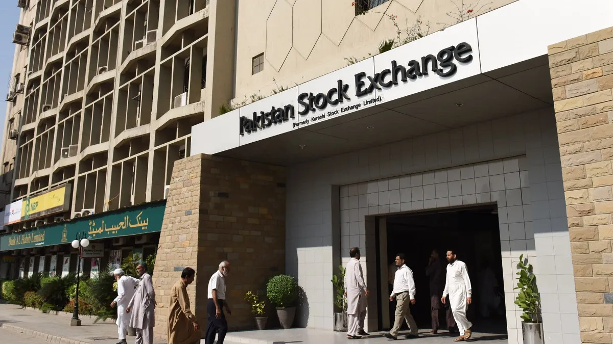 pakistan stock exchange karachi stock exchange- India TV Paisa