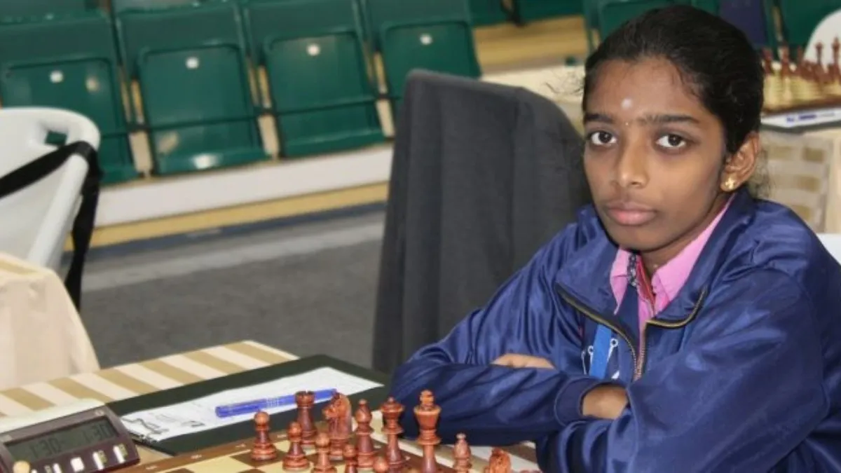 Indian youth player Vaishali reached semifinal of Women's Speed Chess Championship- India TV Hindi