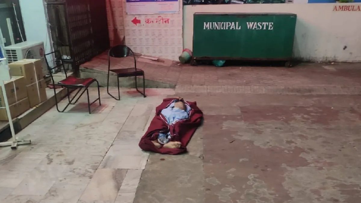 भोपाल में अस्पतालों का अमानवीय चेहरा, लापरवाही से गई एक कोरोना मरीज की जान- India TV Hindi