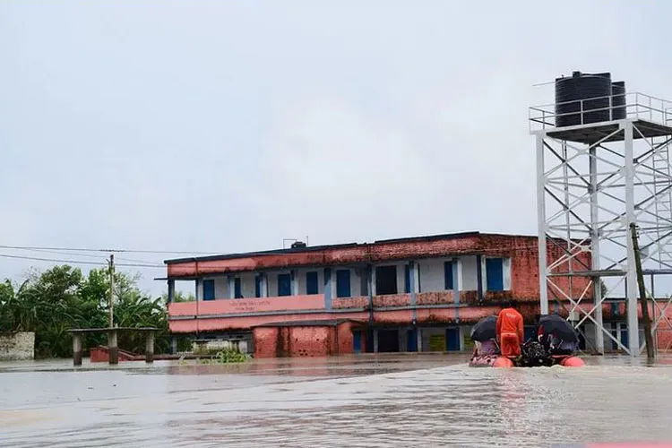 बिहार: 10 जिले बाढ़ से...- India TV Hindi