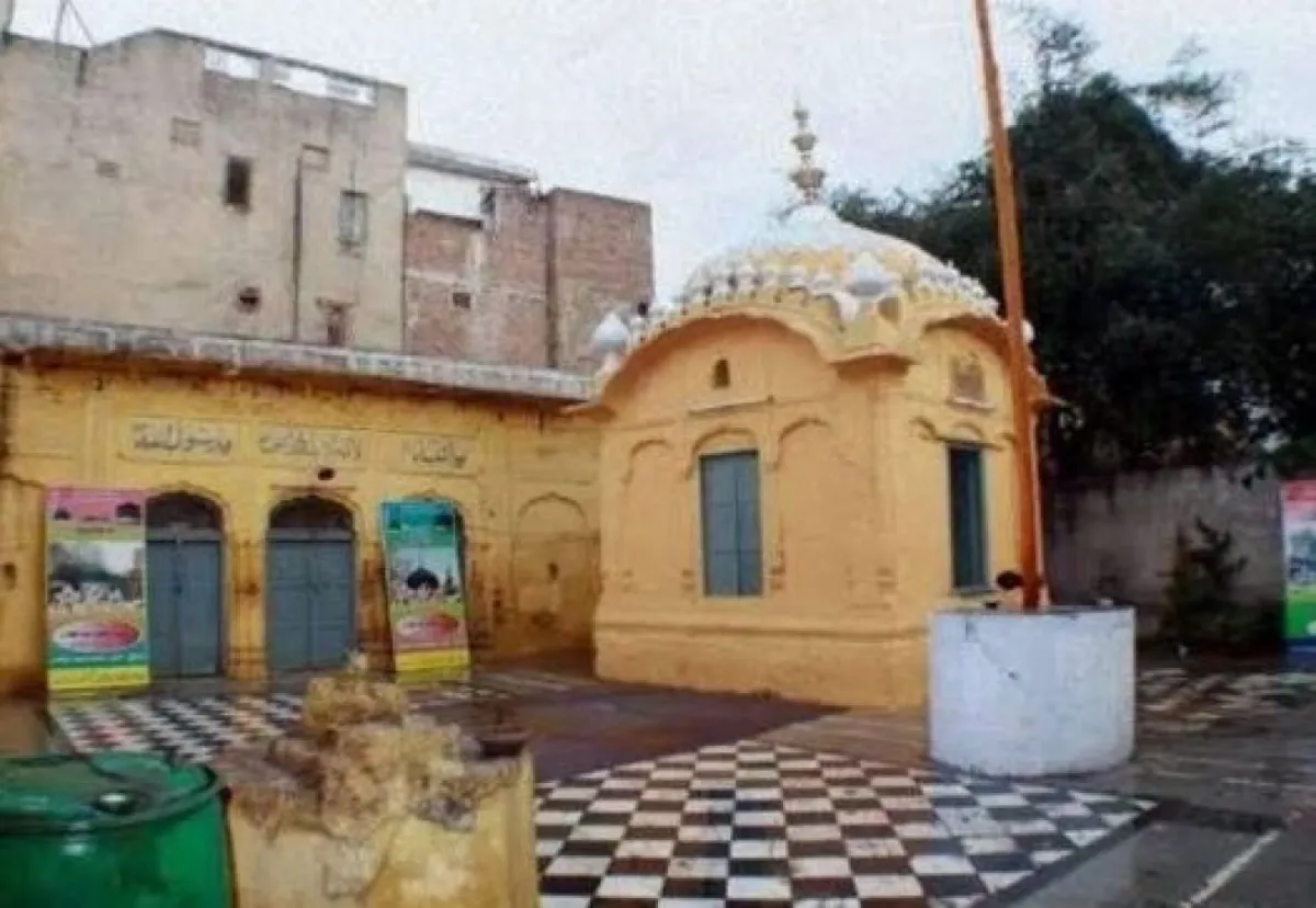 India protests against Pakistans move to convert Sikh gurdwara into mosque in Lahore- India TV Hindi