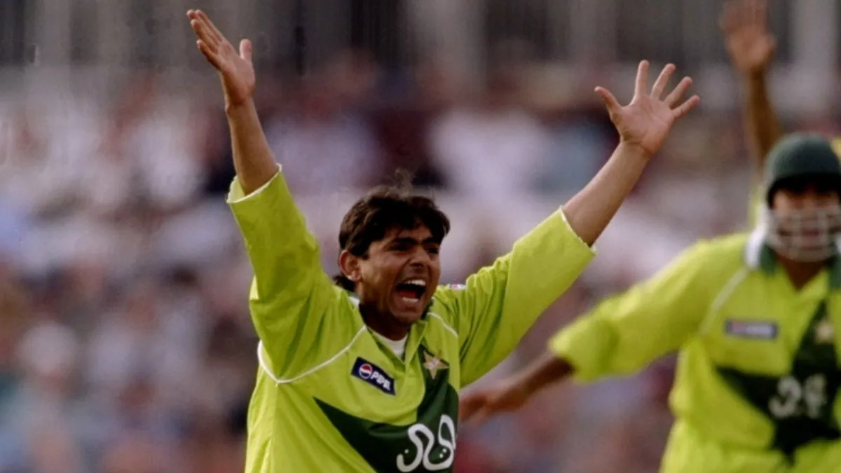 Saqlain Mushtaq Had to hide wife in the cupboard During World Cup 1999- India TV Hindi