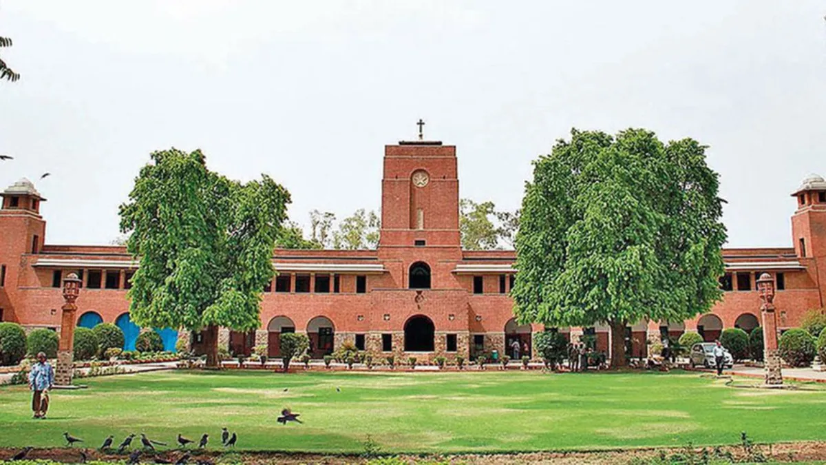 University of Delhi has extended the registration period...- India TV Hindi