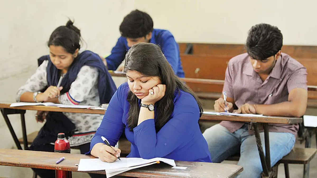 Allahabad University UG final year: परीक्षा...- India TV Hindi