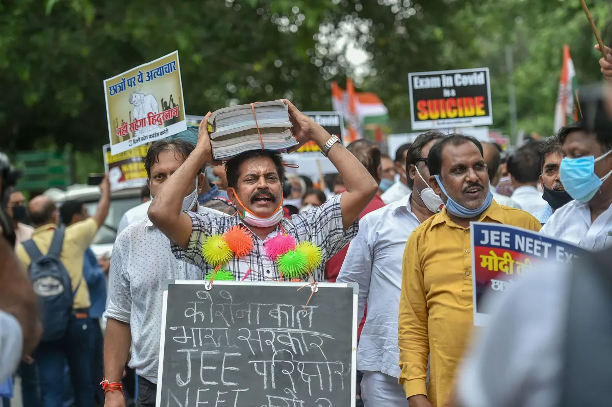 Congress protest against JEE NEET exams- India TV Hindi